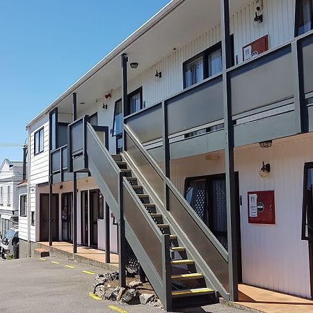 88 Wallace Court Motel Веллингтон Экстерьер фото